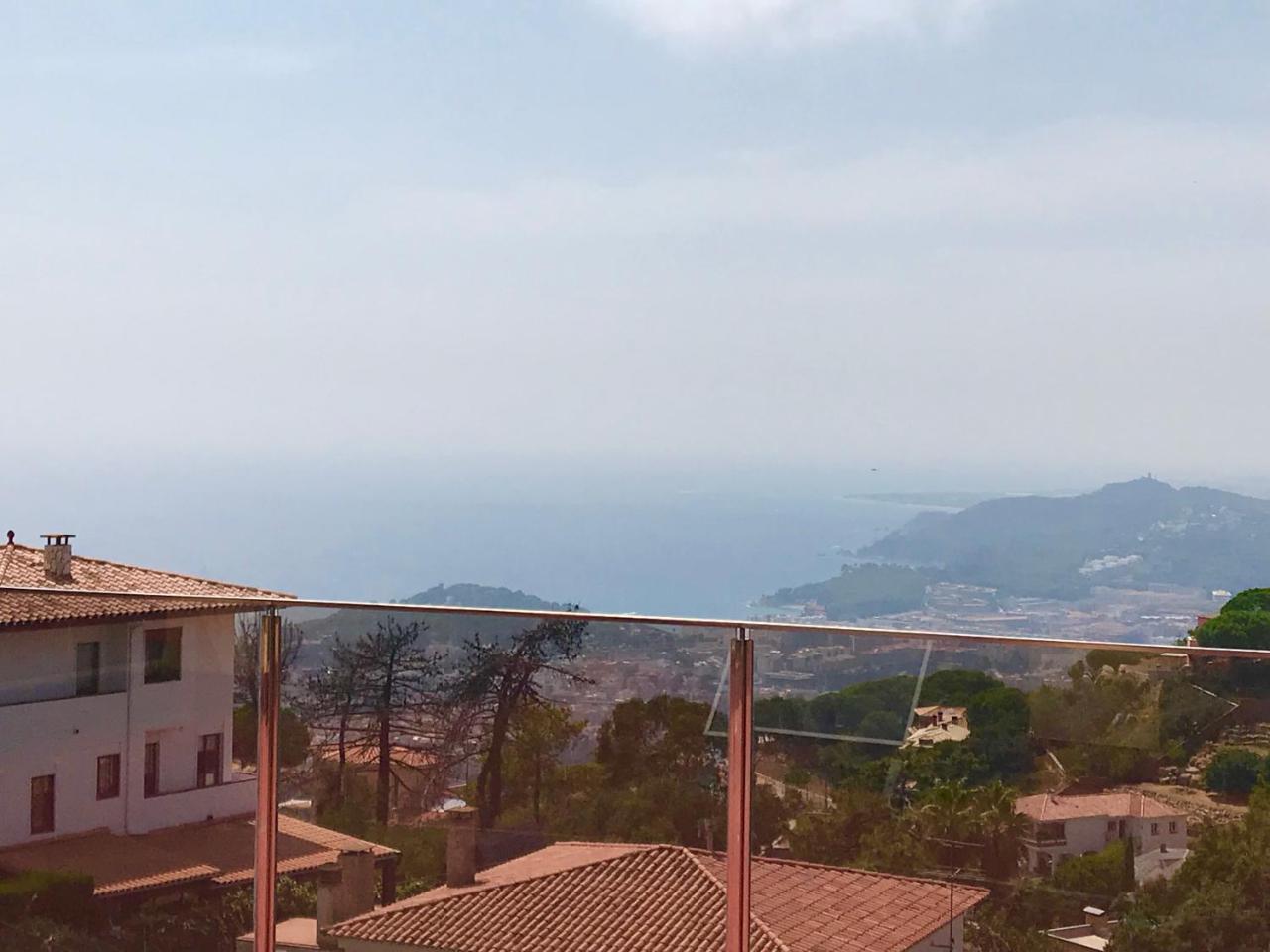 Luxury Villa Investingspain With Sea Views, Pool And Jacuzzi Лорет де Мар Екстериор снимка